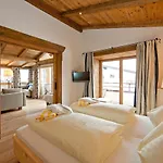 Hubertus Mit Erlebnislandgasthof Reitherwirt Hotel 3*