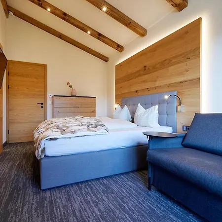 Hubertus Mit Erlebnislandgasthof Reitherwirt Szálloda