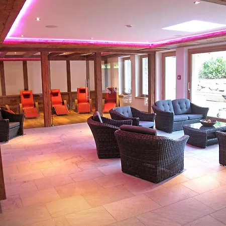 Hotel Hubertus Mit Erlebnislandgasthof Reitherwirt