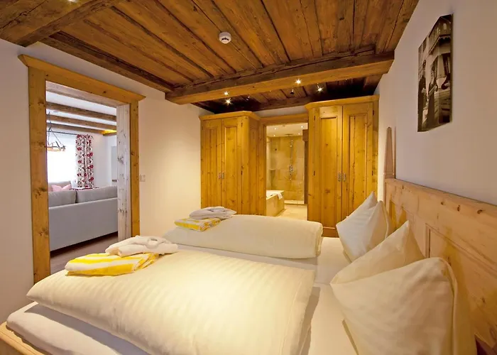 Hubertus Mit Erlebnislandgasthof Reitherwirt キッツビュール