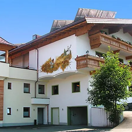 Hubertus Mit Erlebnislandgasthof Reitherwirt 3* Кицбюэль