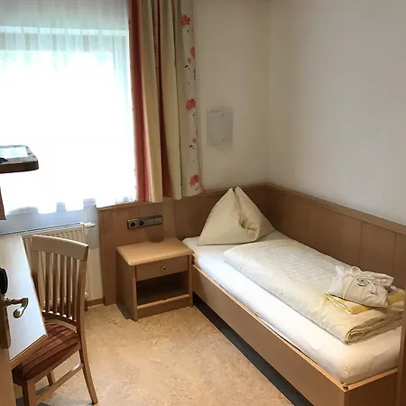 Отель Hubertus Mit Erlebnislandgasthof Reitherwirt 3*