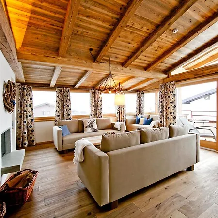 Отель Hubertus Mit Erlebnislandgasthof Reitherwirt 3*